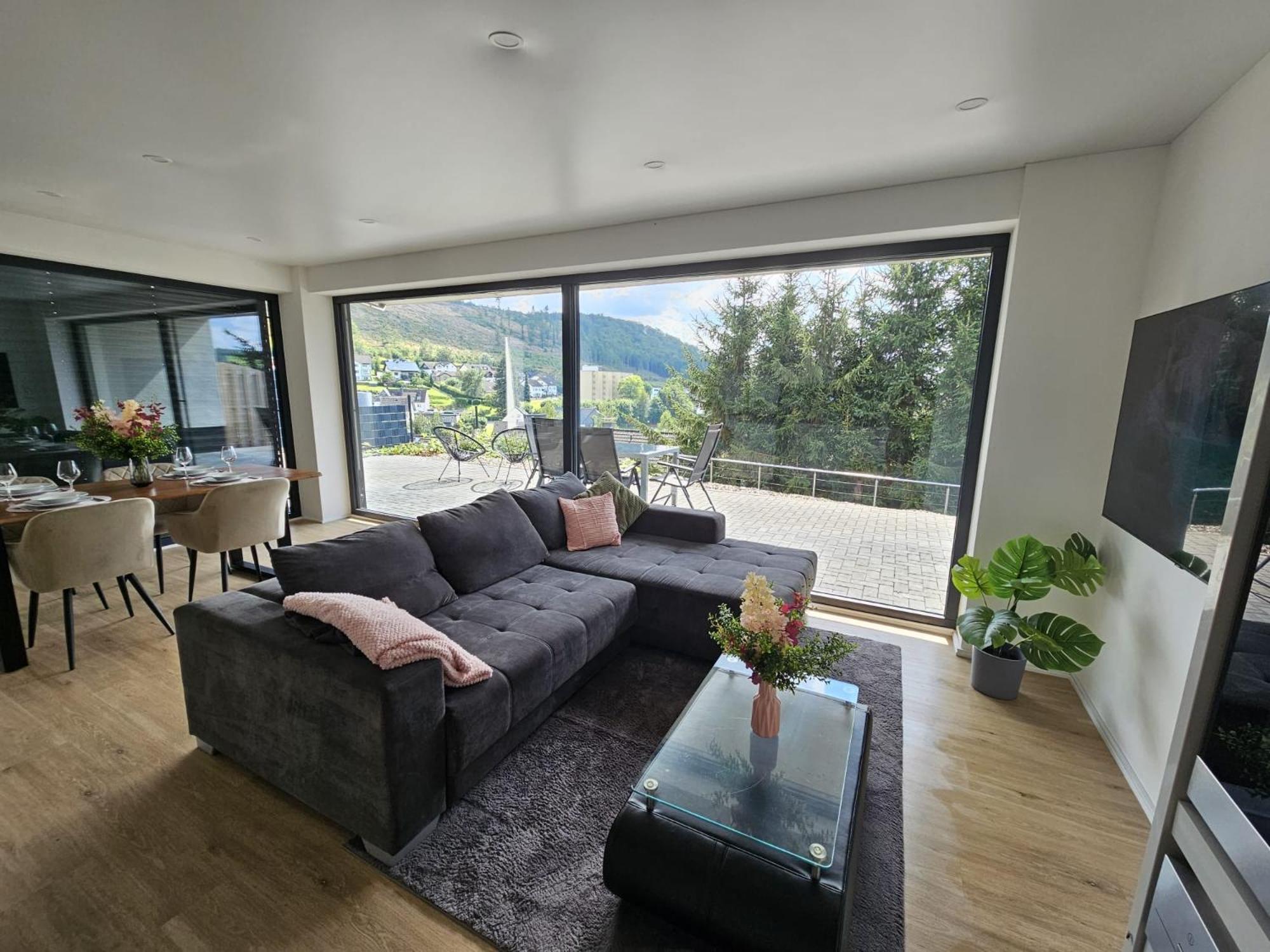 Apartment Stilvolle Mit Blick Und Selbst-check-in Bad Berleburg